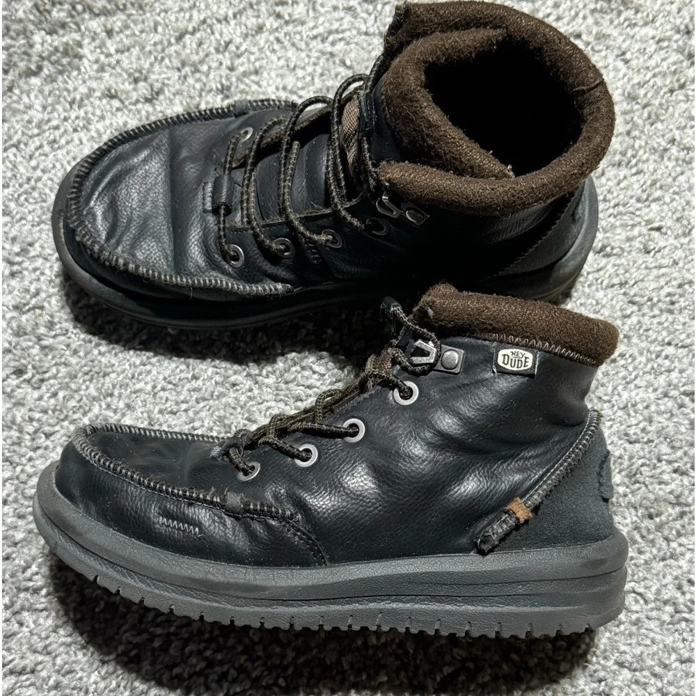 Hey Dude Bradley Youth Size 3.5 Boots